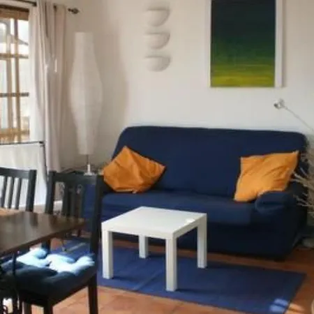 Daire Schoene In Mit Grill- Garten Und Terrasse Und Neben Dem Str By Interhome